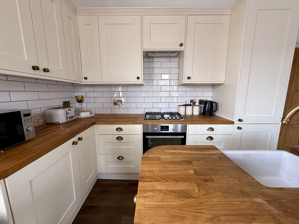 Malvern House, Taunton Road, Bridgwater, Somerset, photo 3