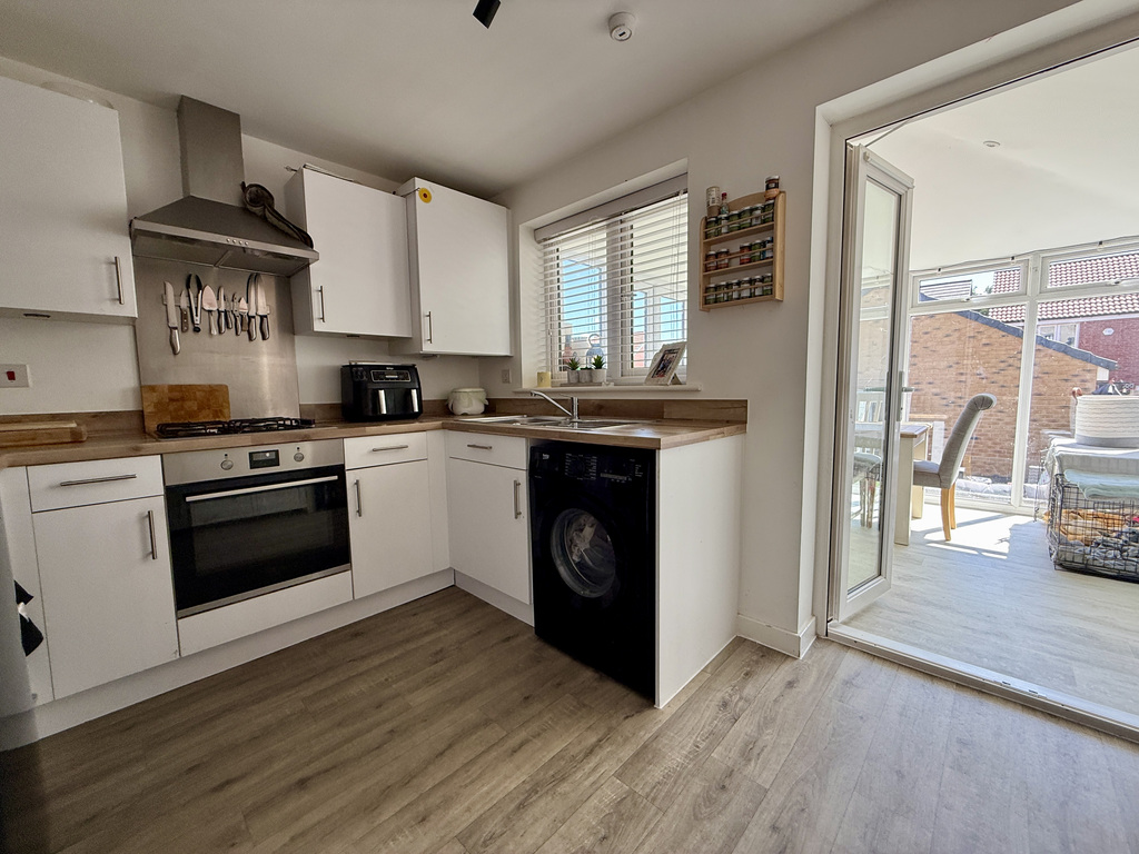 Wigeon Road, Bridgwater, Somerset, photo 2