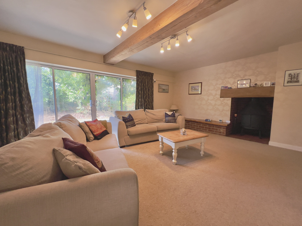 IDYLLIC THATCHED COTTAGE IN APPROXIMATELY ¾ OF AN ACRE - Hilltop Lane, Kilve, Somerset, photo 7