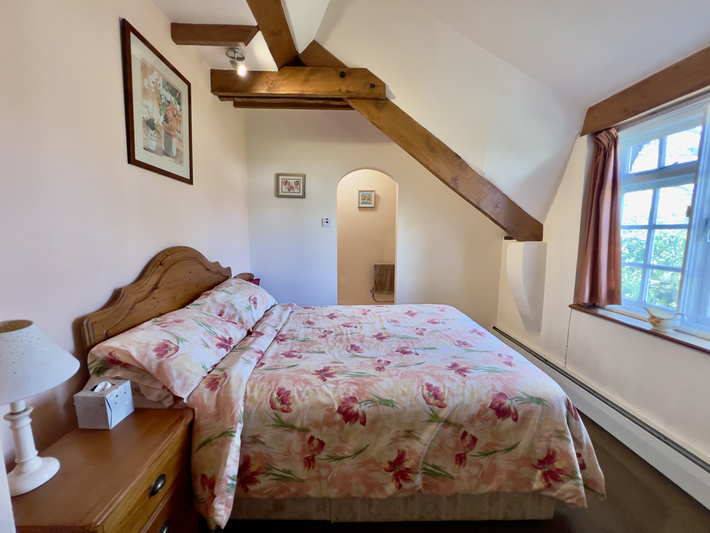 IDYLLIC THATCHED COTTAGE IN APPROXIMATELY ¾ OF AN ACRE - Hilltop Lane, Kilve, Somerset, photo 12