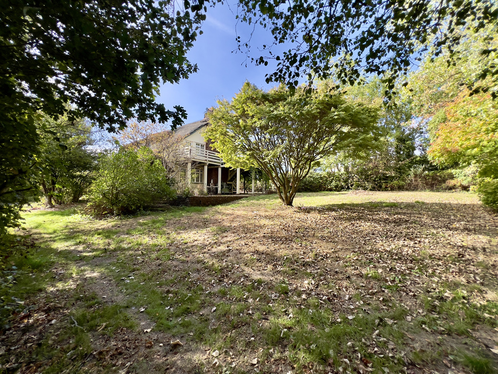 IDYLLIC THATCHED COTTAGE IN APPROXIMATELY ¾ OF AN ACRE - Hilltop Lane, Kilve, Somerset, photo 19