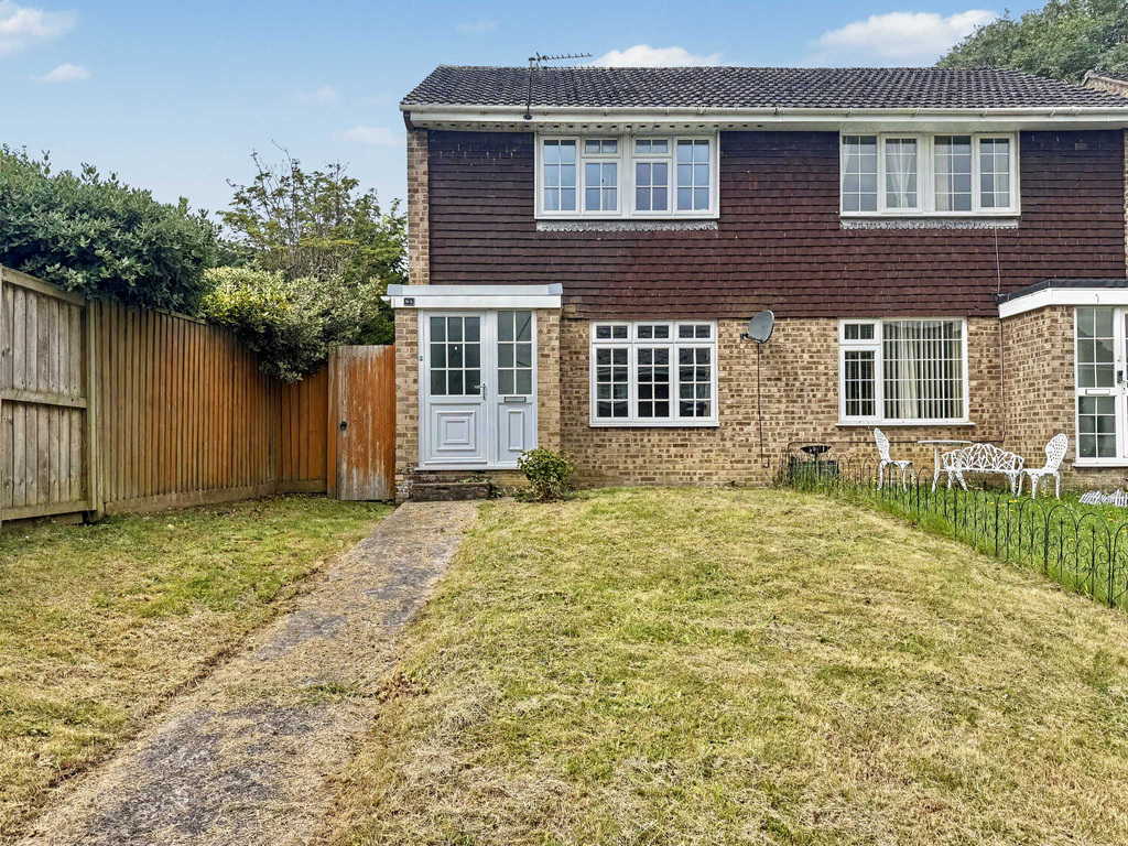 Lime Tree Avenue, Yeovil, Somerset - No Chain