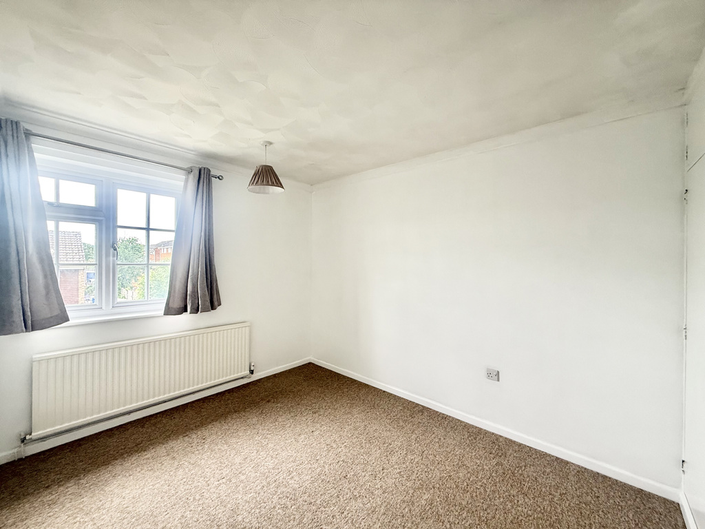 Lime Tree Avenue, Yeovil, Somerset - No Chain, photo 9