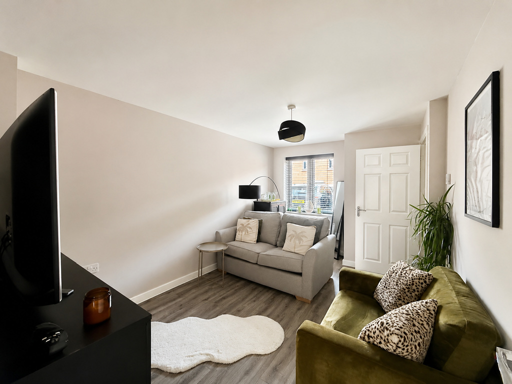 Finch Close, Houndstone, Yeovil, Somerset, photo 4