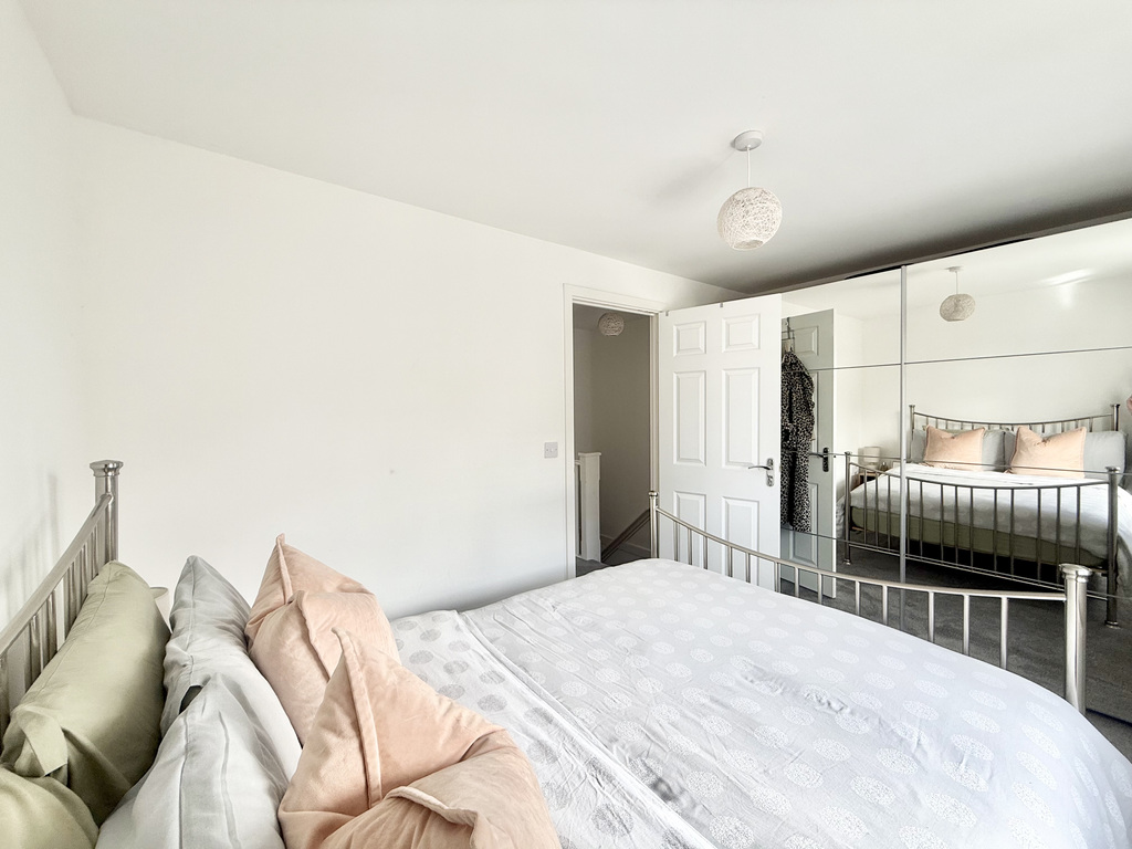 Finch Close, Houndstone, Yeovil, Somerset, photo 14