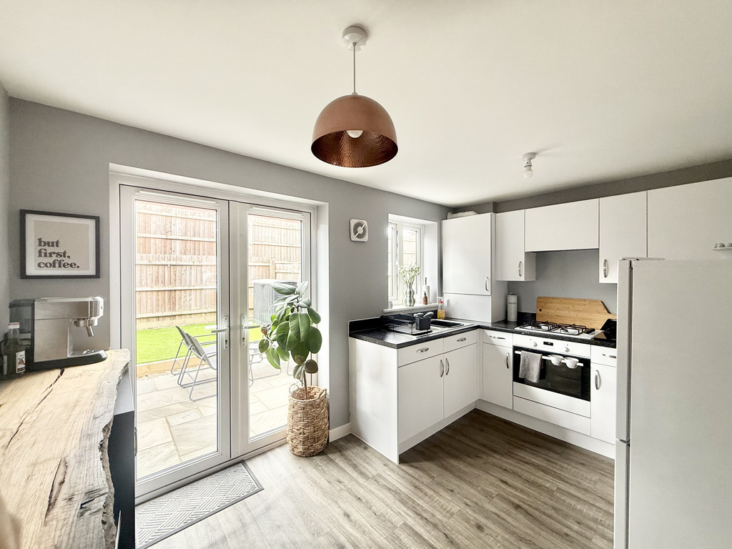 Finch Close, Houndstone, Yeovil, Somerset, photo 8