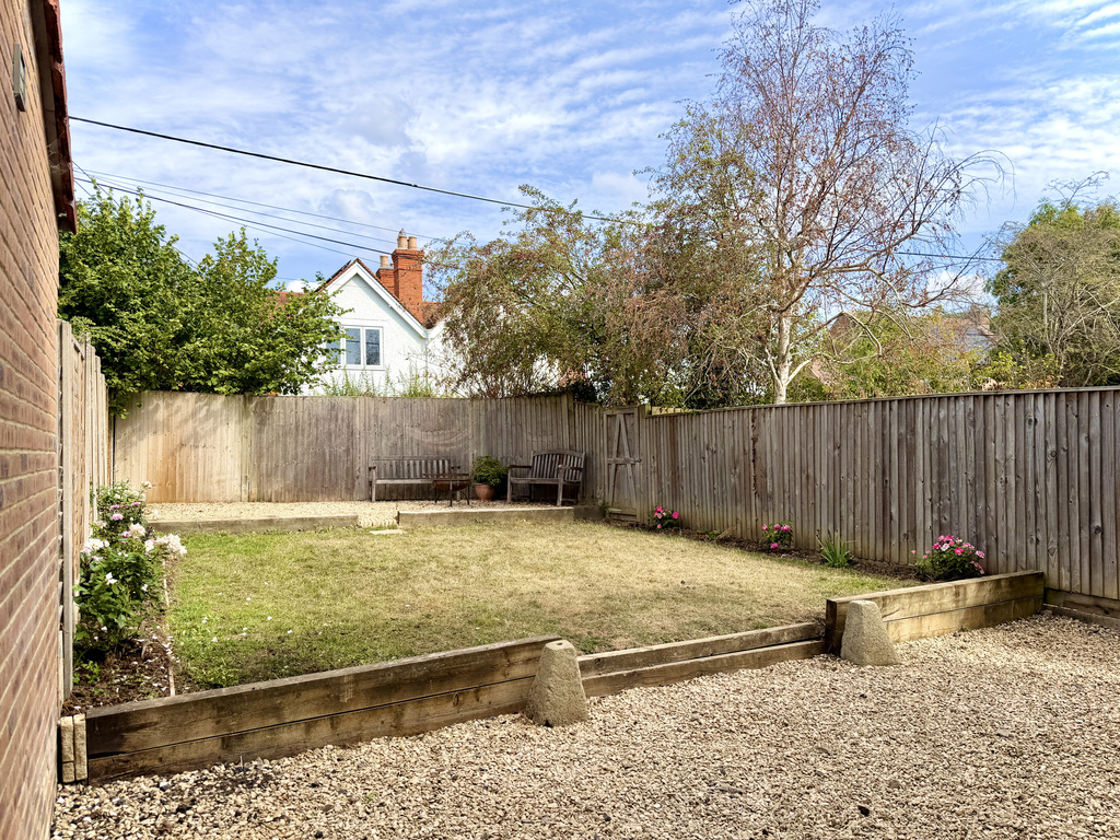 Bryony Gardens, Gillingham, SP8 4TR, photo 18
