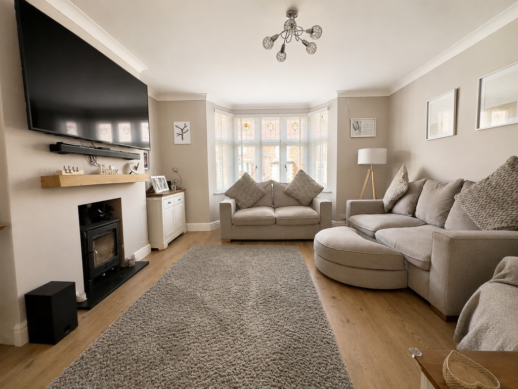 Doniford Road, Watchet - Beautifully presented family home - No Onward Chain, photo 8
