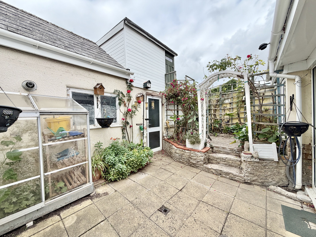 Magdalene Street, Taunton, Somerset, photo 9