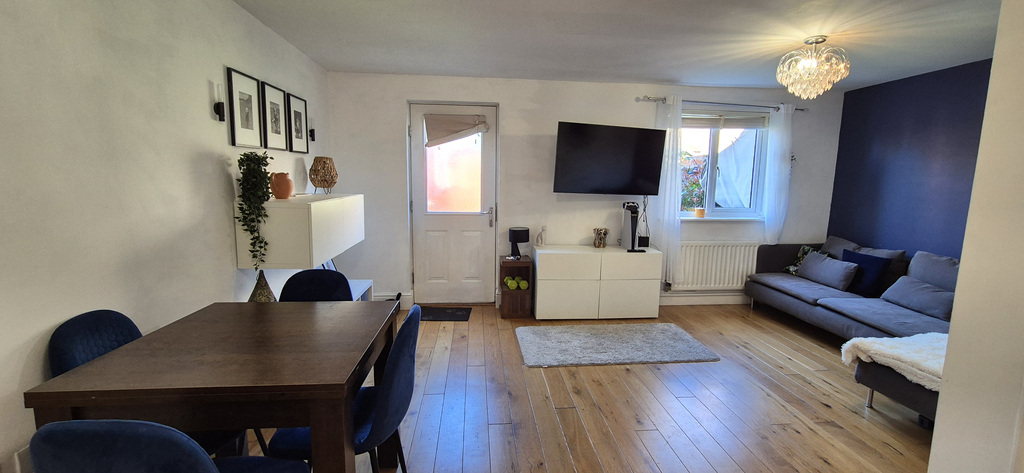 Wambrook Place, Chard, Somerset, photo 2