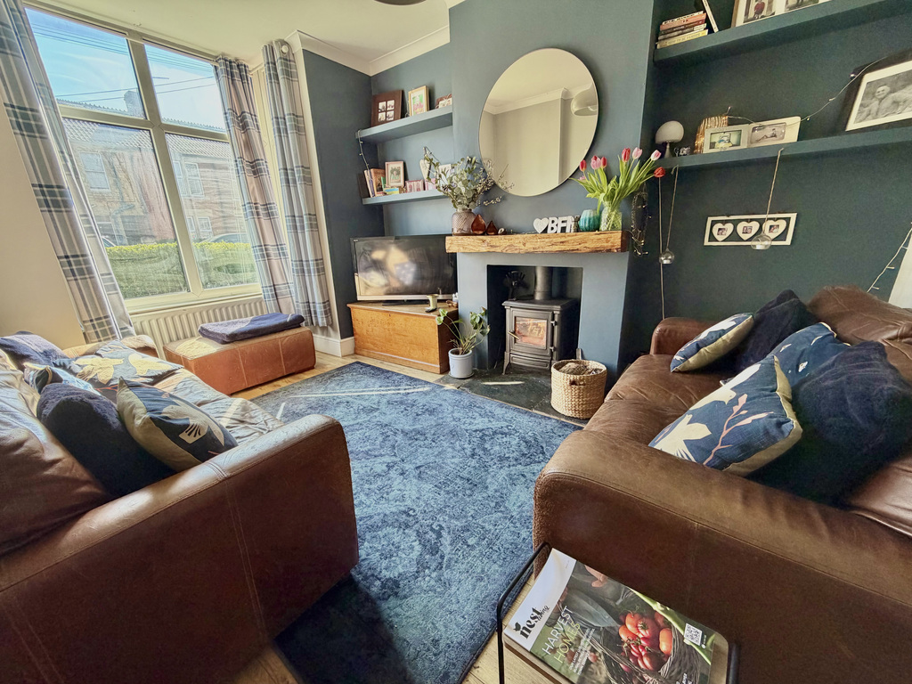 West End, Melksham, Wiltshire, photo 2