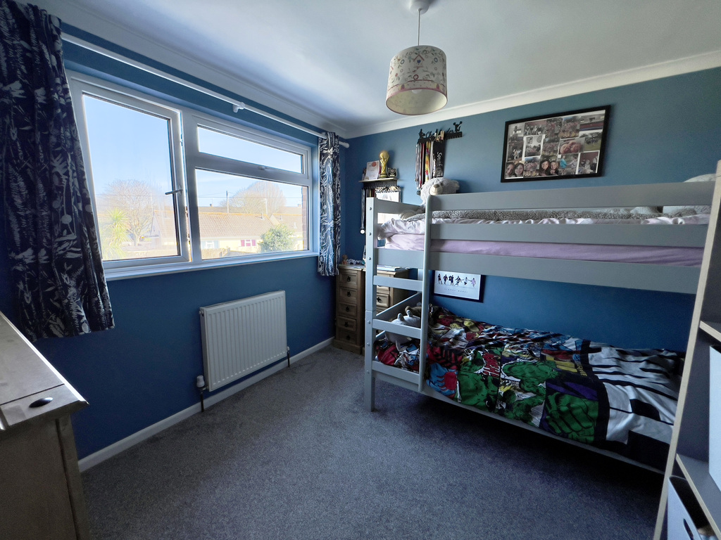 Three bedroom home with HUGE garden! Exciting potential to extend STPP, photo 15
