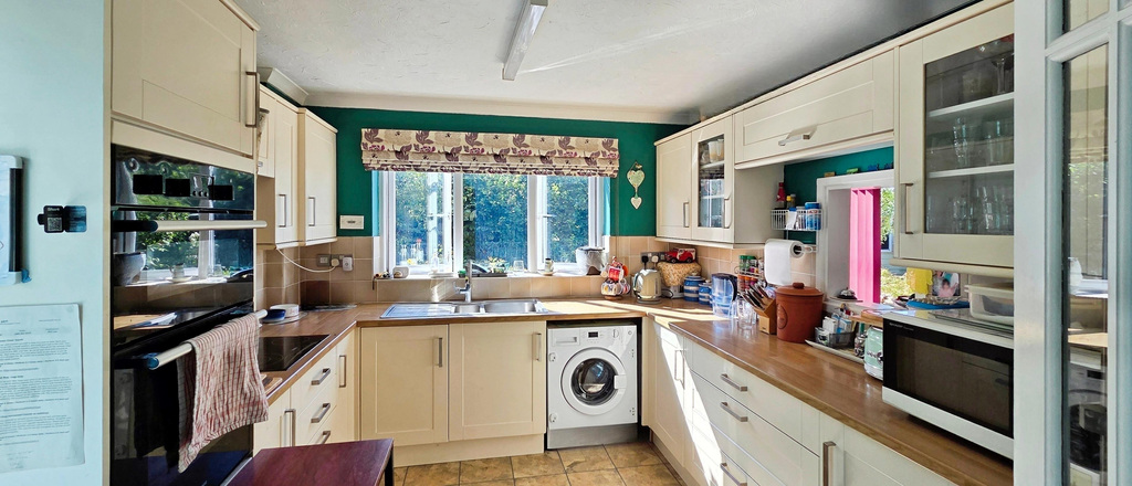 95B Park View, Crewkerne TA18 8JG, UK, photo 6