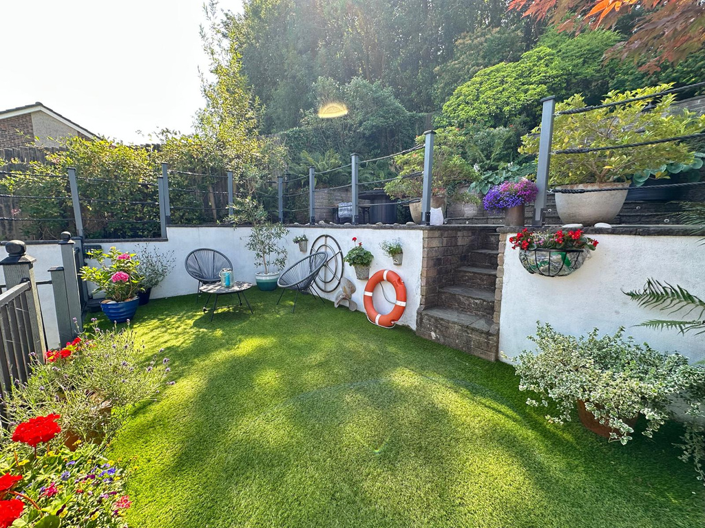 Longwood Close, Plymouth, Devon, photo 22