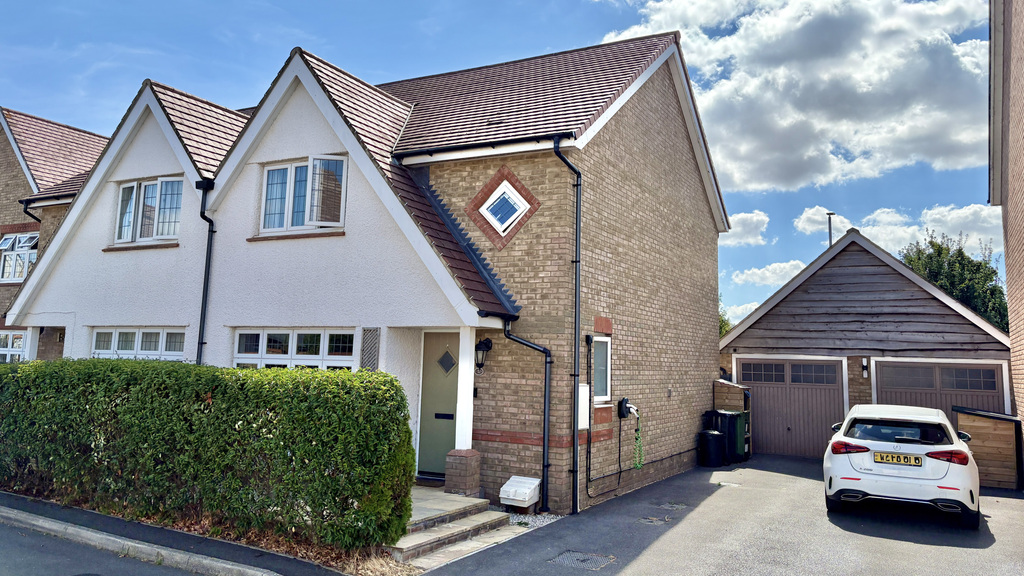 Schofield Close, Bathpool, Taunton, Somerset