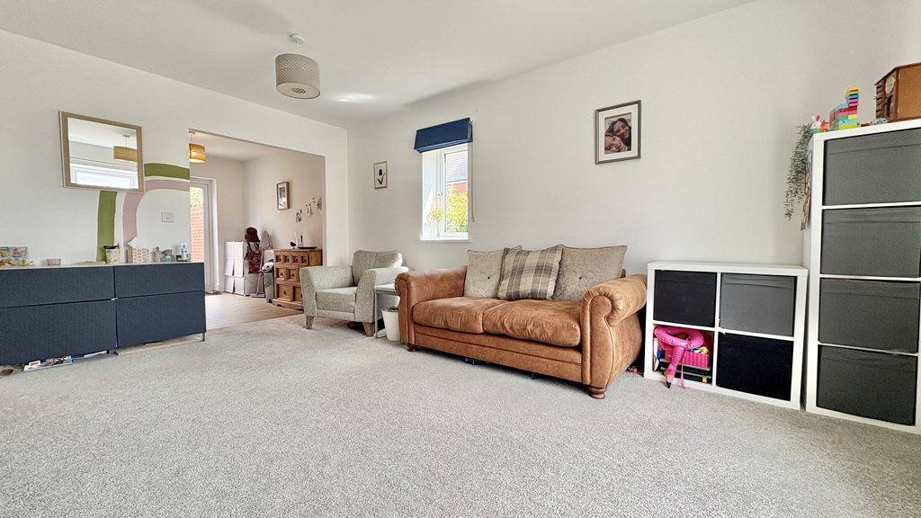Apple Tree Close, Norton Fitzwarren, Taunton, Somerset, photo 4