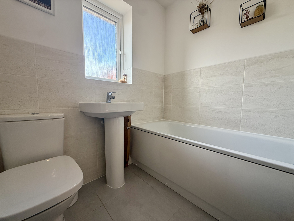 Garnet Rd, Bridgwater, photo 13