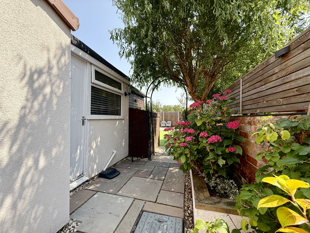Kingsway Road, Burnham-On-Sea, Somerset, photo 30