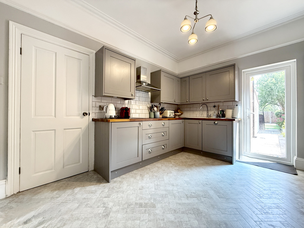 Kingsway Road, Burnham-On-Sea, Somerset, photo 8