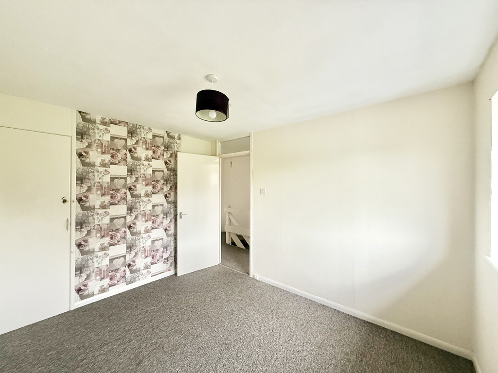 Balmoral Road, Yeovil, Somerset - No Chain, photo 11