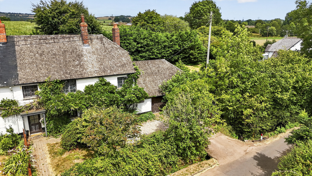 Barton Cottages, Langford, Cullompton, Devon, EX15 1SE