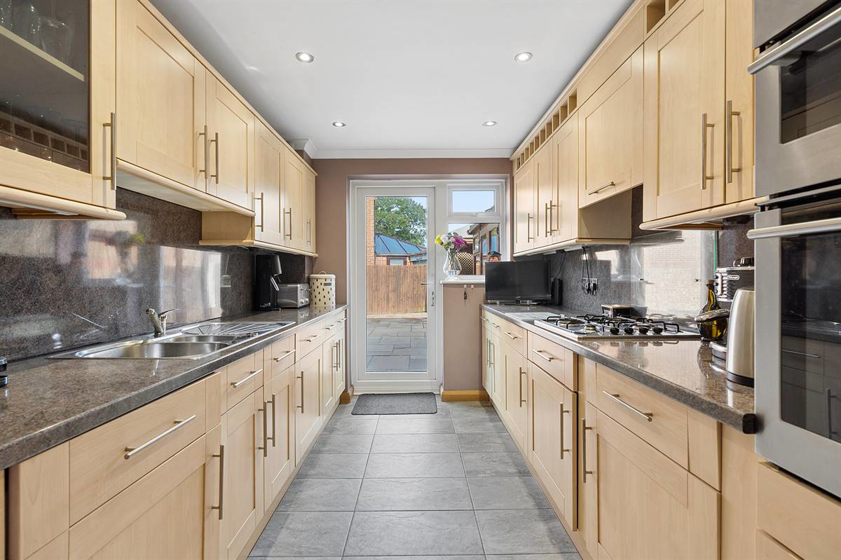 Barrington Crescent, Birchington, photo 7