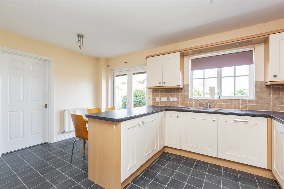 Eversleigh Rise, Whitstable, photo 7