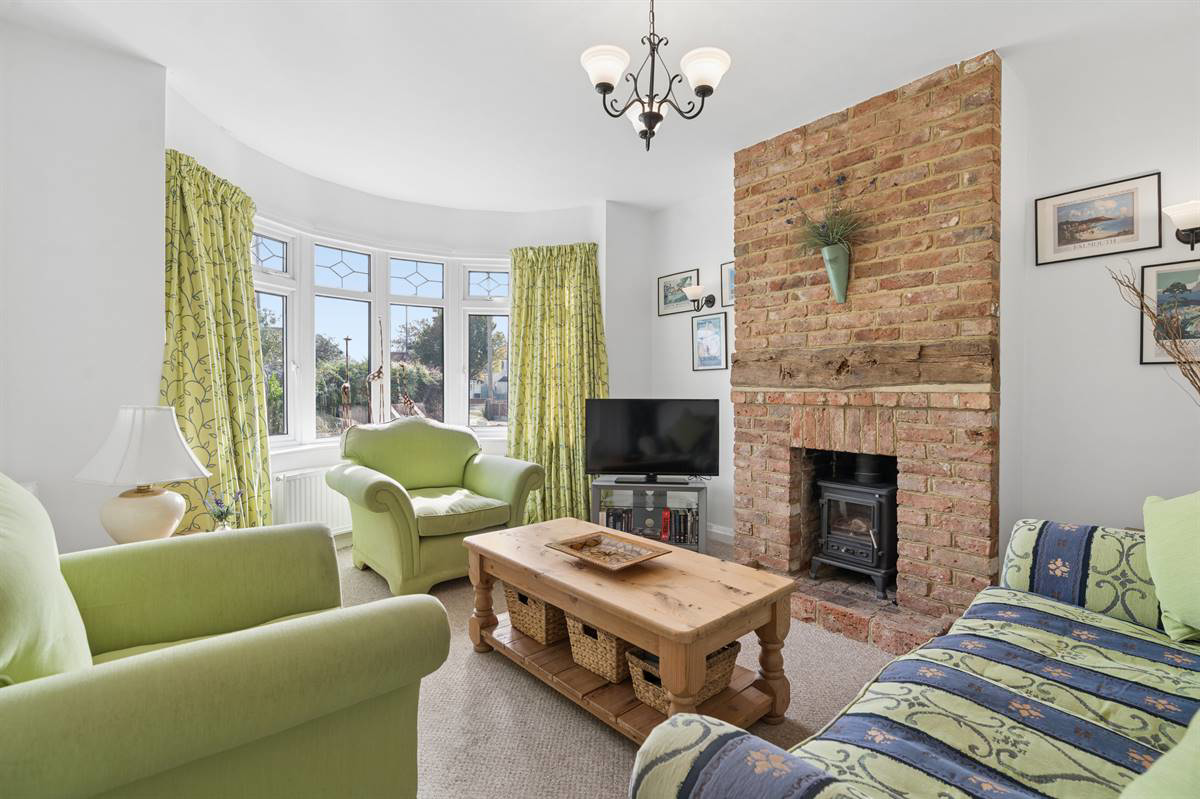 St. Johns Road, Swalecliffe, Whitstable, photo 4