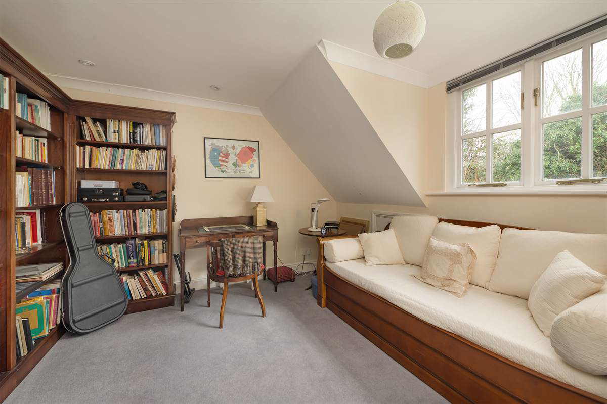 Shooters Hill, Eythorne, Dover, photo 17