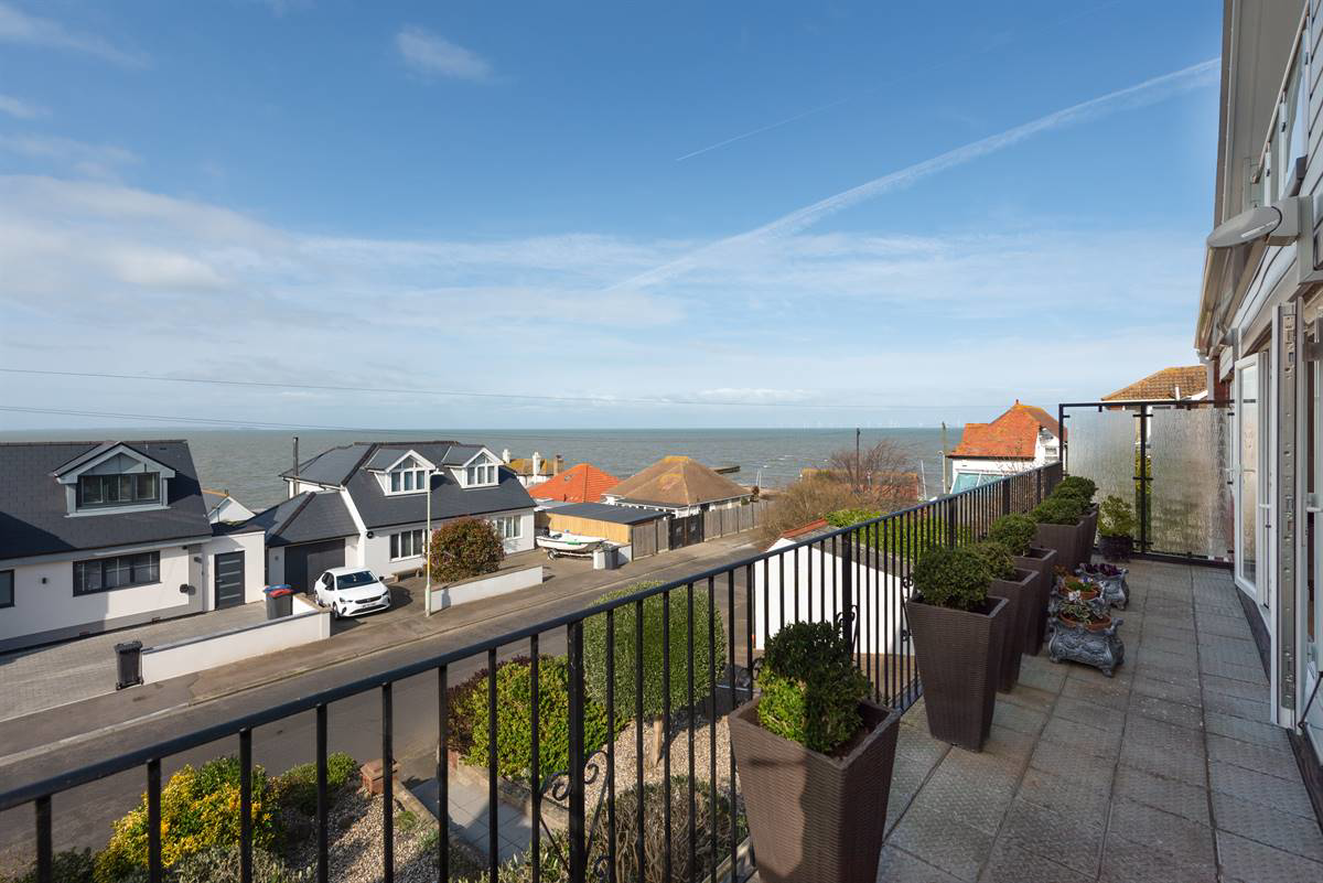 Harcourt Drive, Herne Bay, photo 13