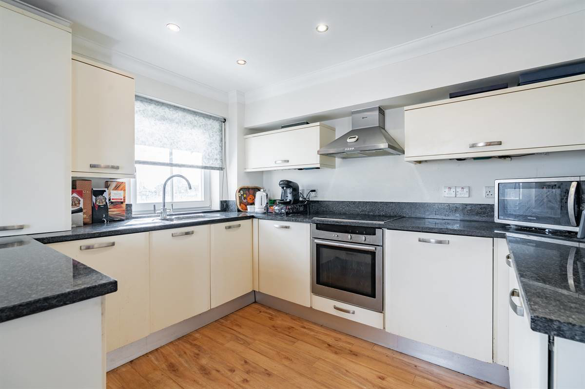 70 Central Parade, Herne Bay, photo 7
