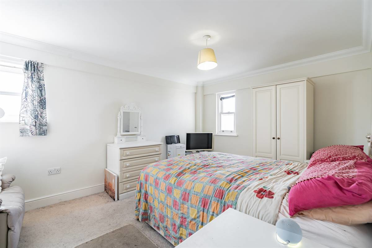 70 Central Parade, Herne Bay, photo 10