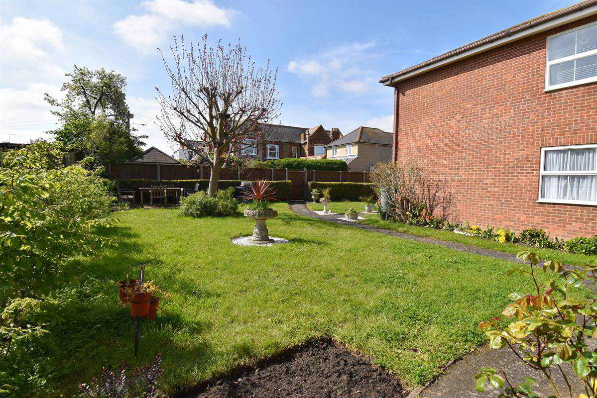 Tankerton Road, Tankerton, Whitstable, photo 2