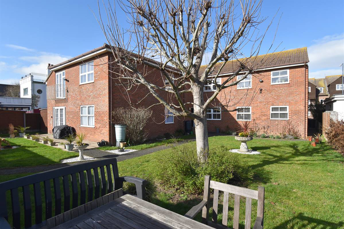 Tankerton Road, Tankerton, Whitstable, photo 9