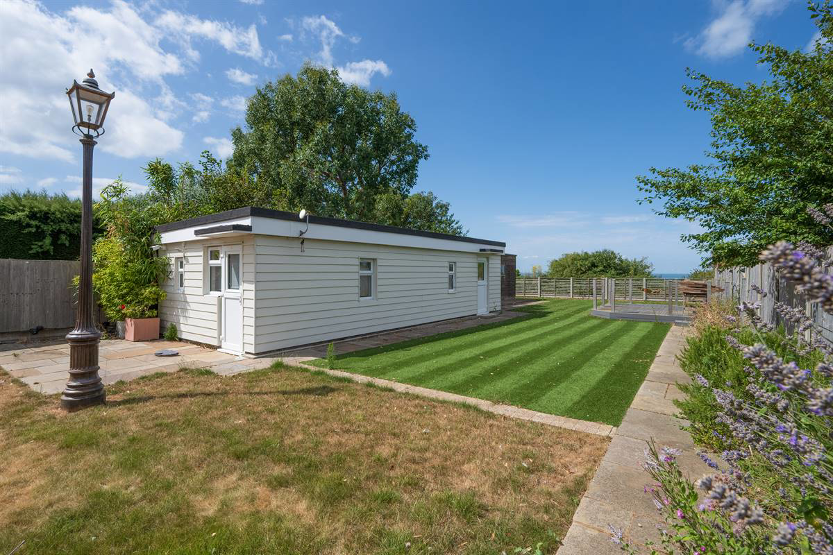 Ashbee Gardens, Herne Bay, photo 35