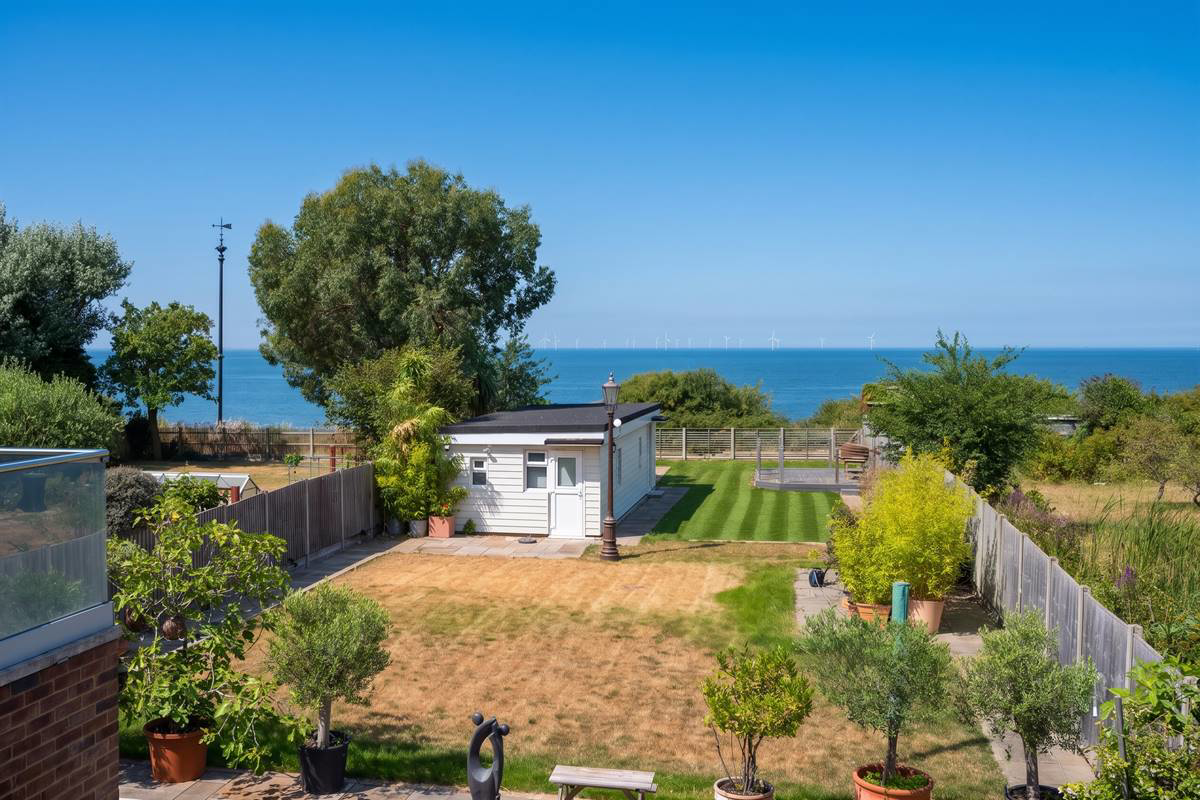 Ashbee Gardens, Herne Bay, photo 3