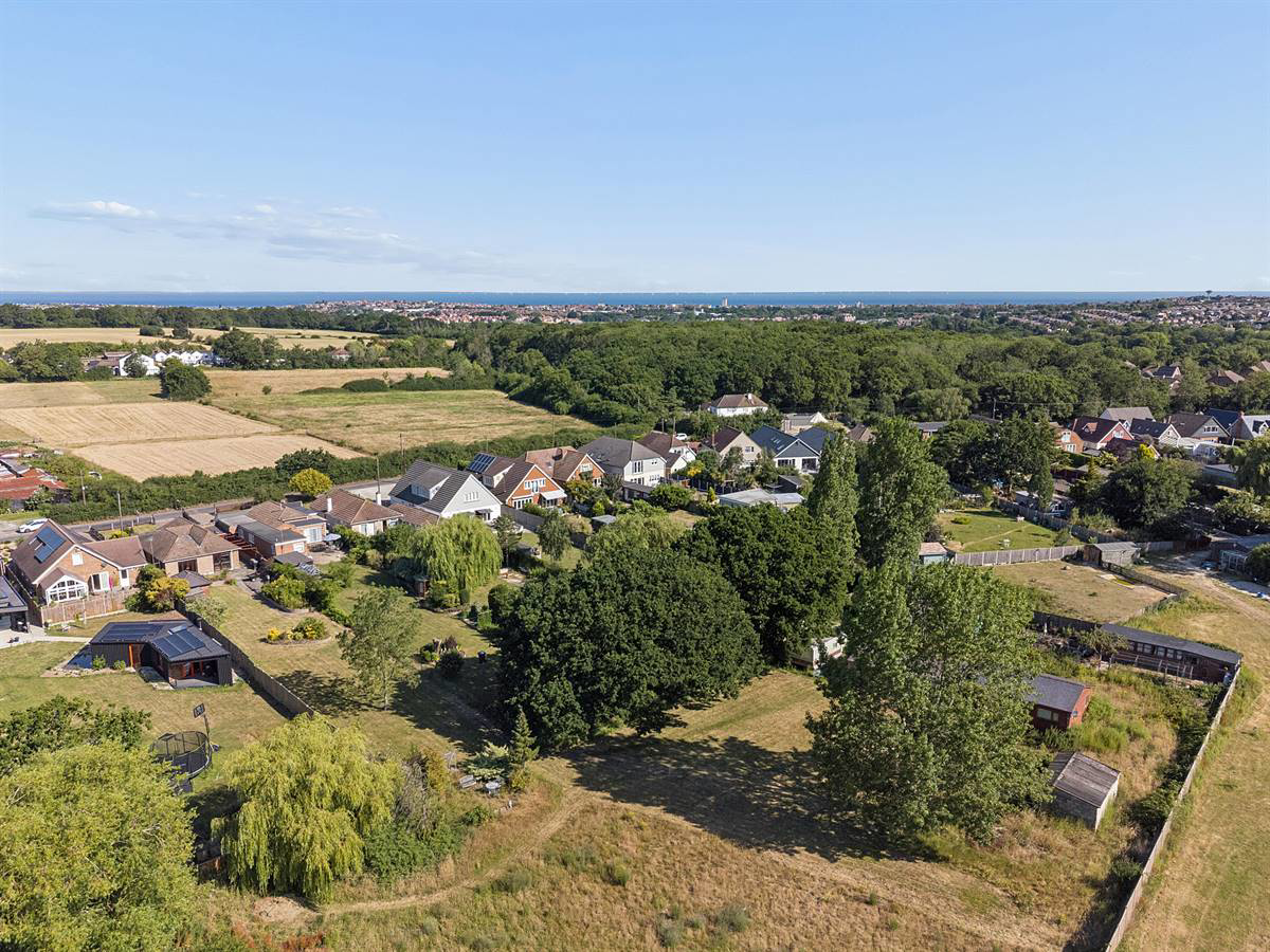 Busheyfields Road, Herne Bay, photo 3