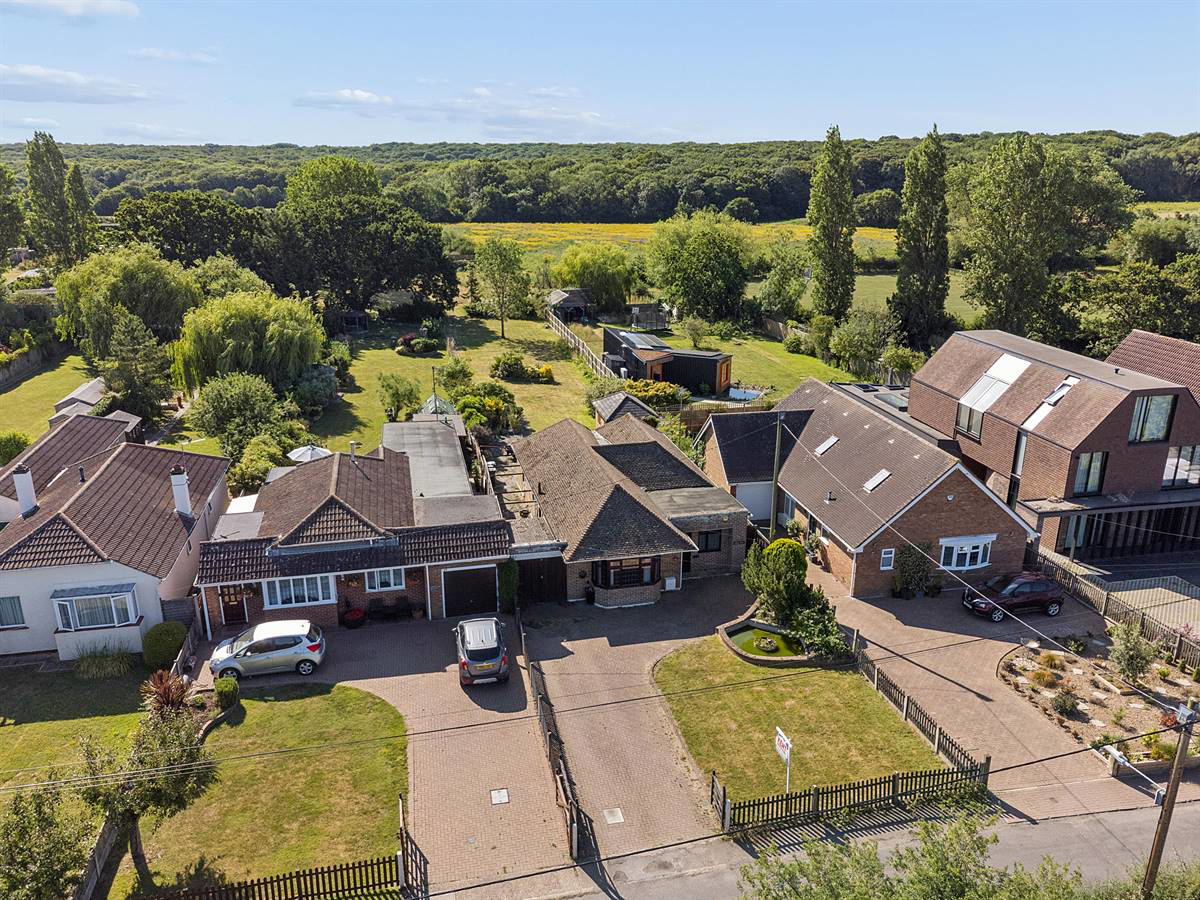 Busheyfields Road, Herne Bay, photo 2