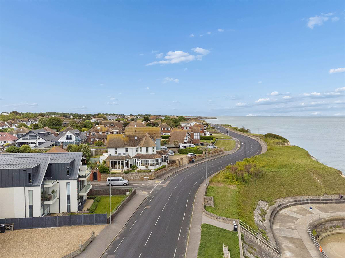 Westleigh Road, Westgate-On-Sea, photo 25