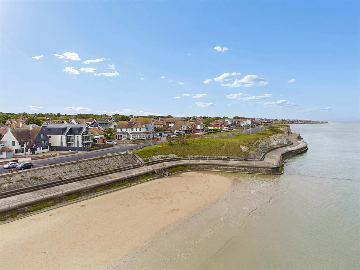 Westleigh Road, Westgate-On-Sea, photo 27