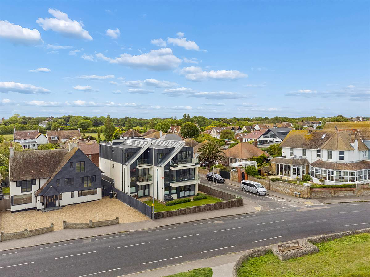 Westleigh Road, Westgate-On-Sea, photo 22