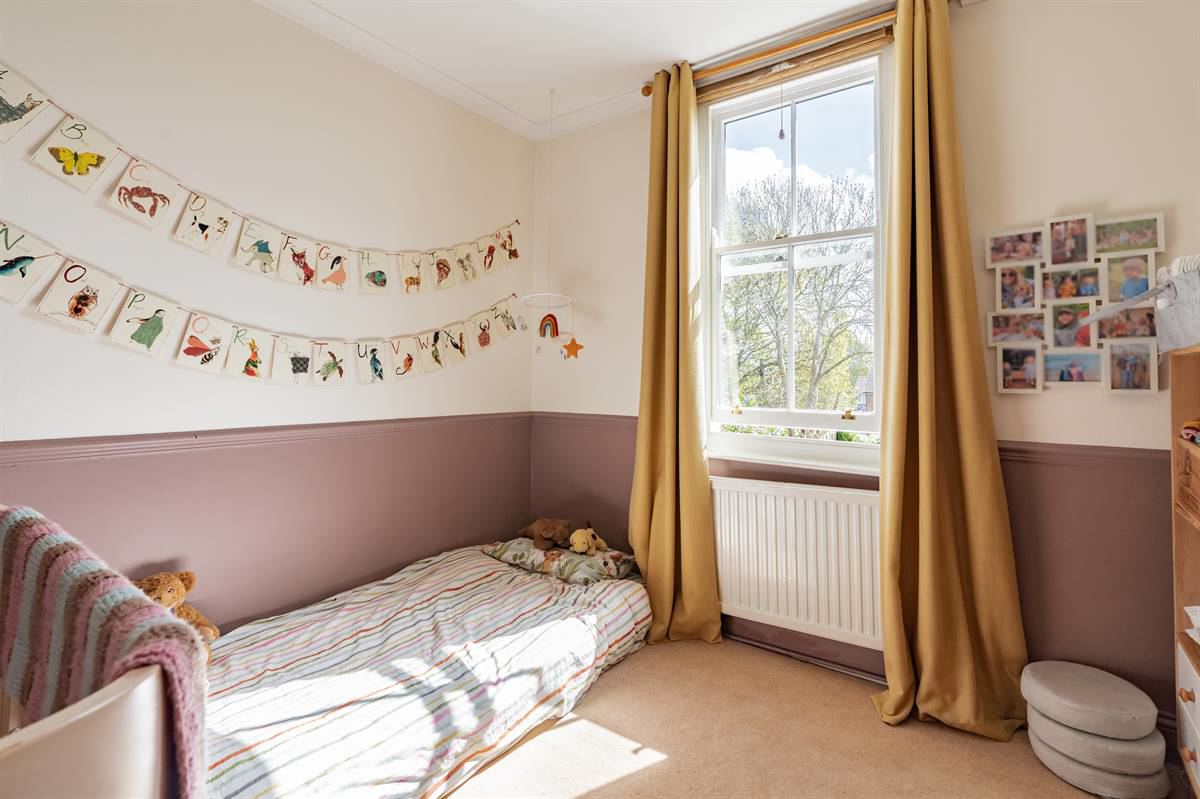 Mandeville Road, Canterbury, photo 15
