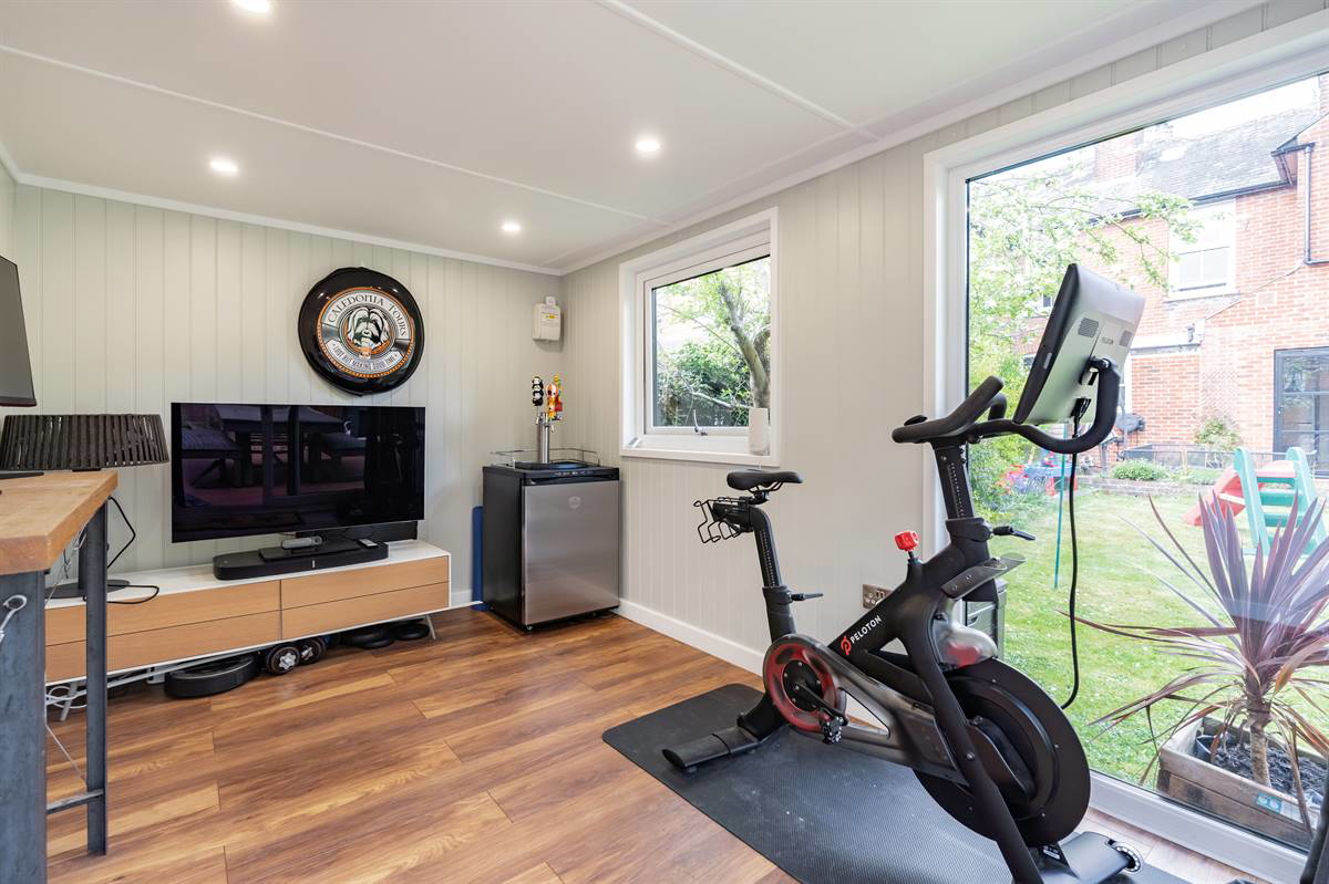 Mandeville Road, Canterbury, photo 19