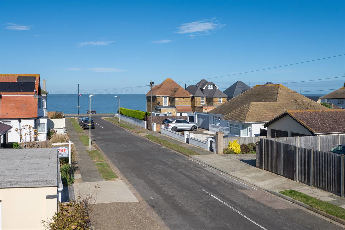 The Broadway, Herne Bay, photo 40