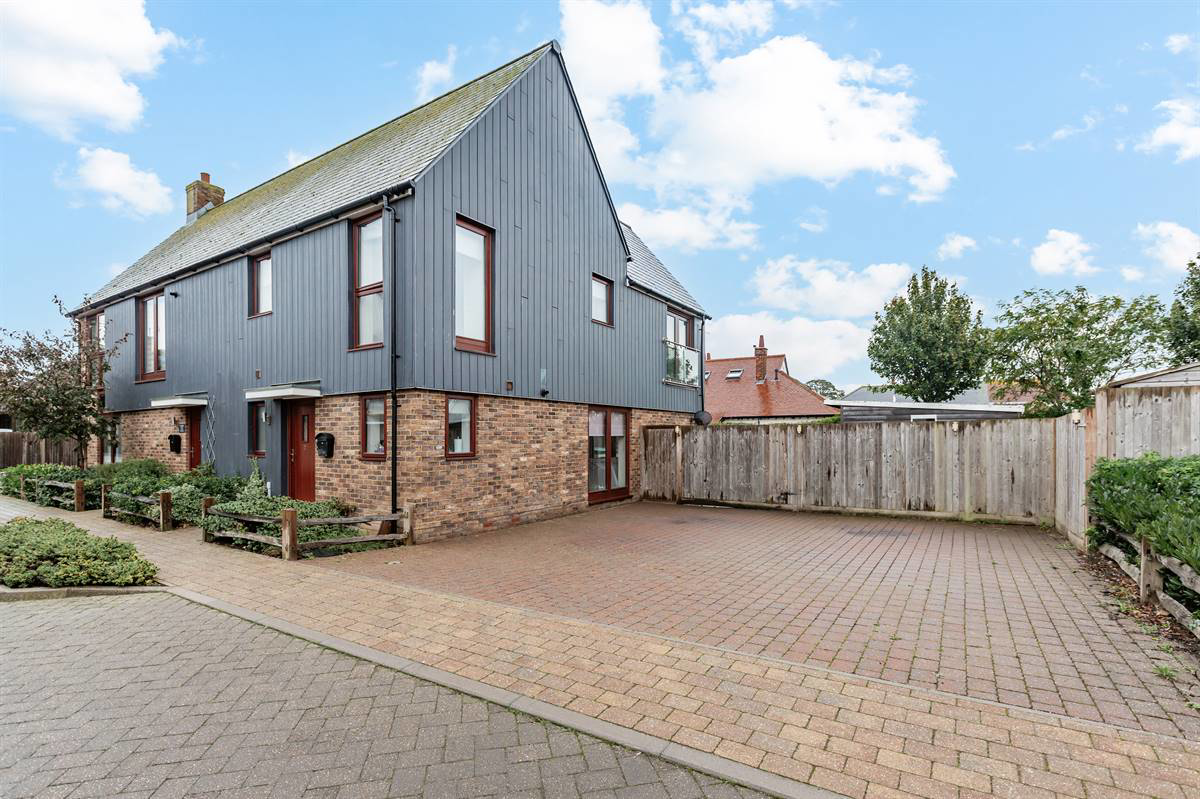 Orchard Close, St. Nicholas At Wade, Birchington