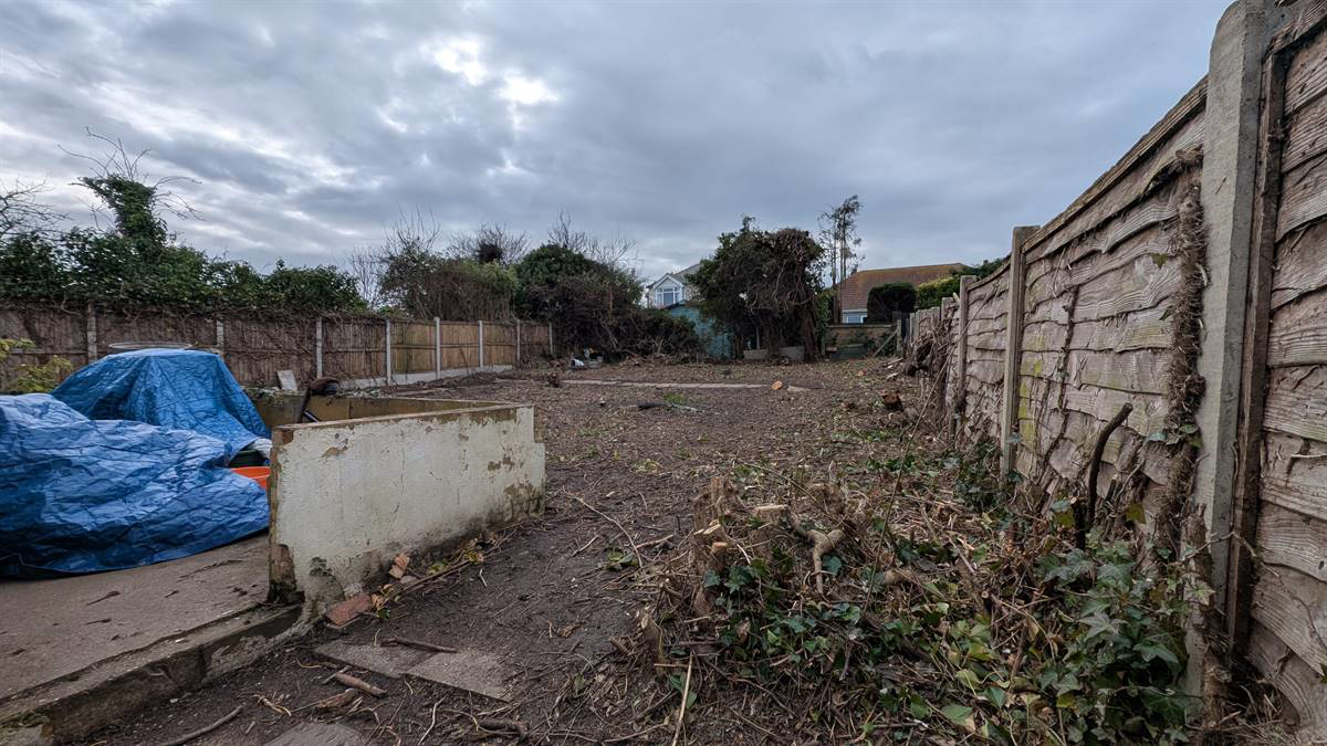 Ridgeway Cliff, Herne Bay, photo 16