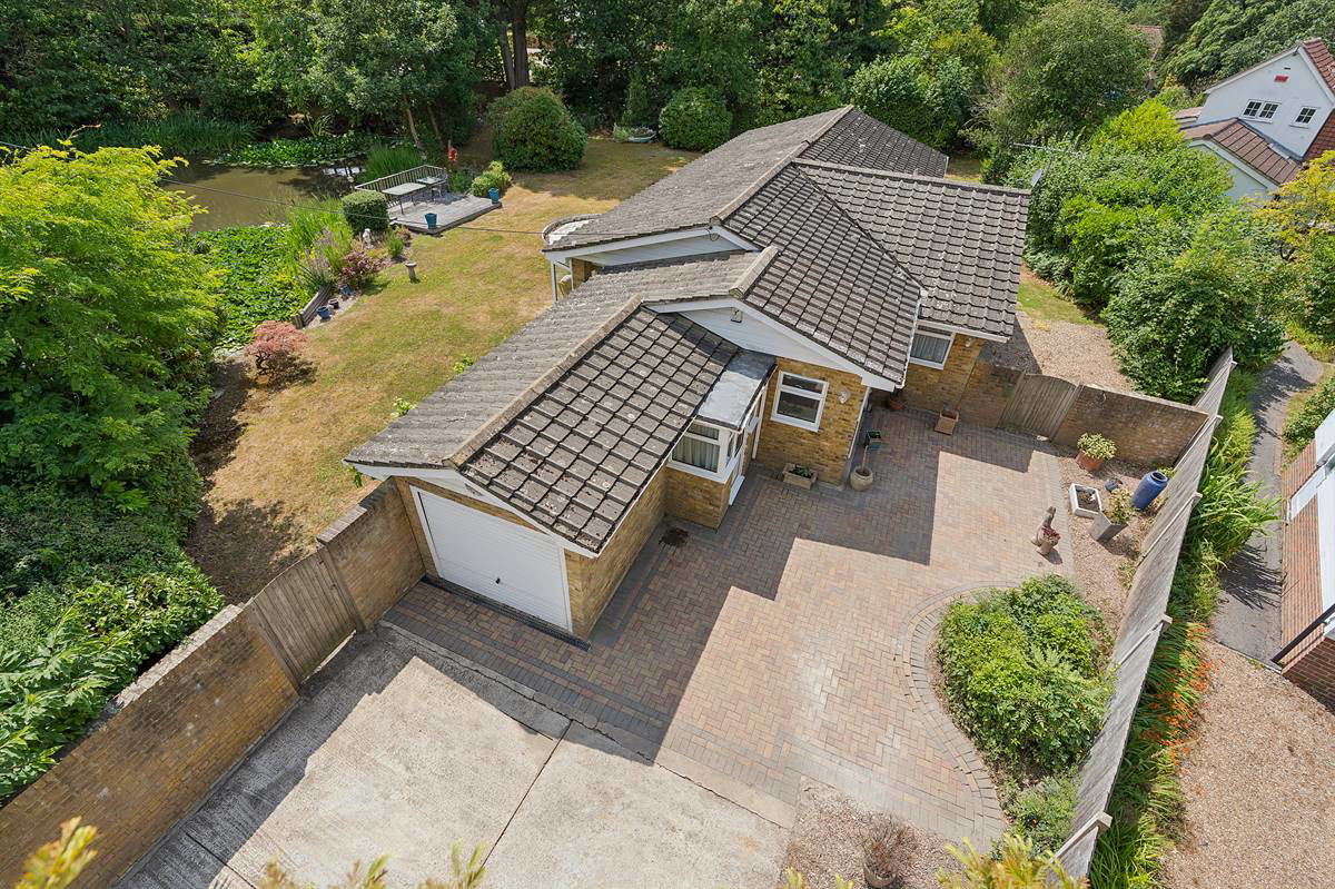 Radfall Road (Broomfield Gate), Chestfield, Whitstable, photo 17