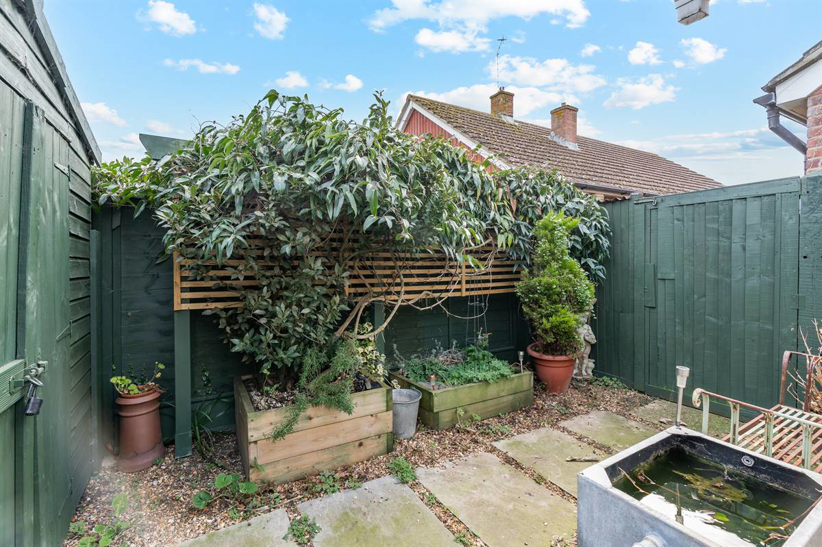 Rectory Gardens, Swalecliffe, Whitstable, photo 23