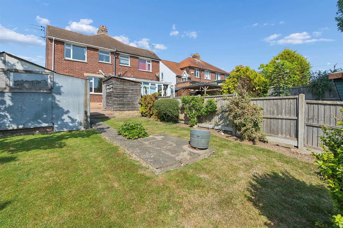 Deansway Avenue, Canterbury, photo 2