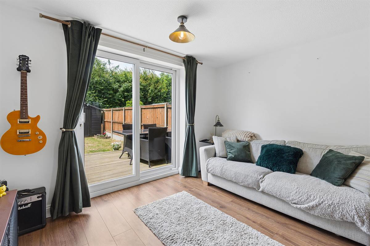 Honeysuckle Way, Herne Bay, photo 6